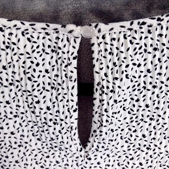 Adrianna Papell Blouse Womens 2X White Black Flutter Sleeve Scoop Neck Tunic Top - Picture 9 of 9